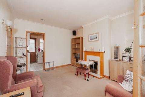18 Oswald Road, Fetcham, Leatherhead, KT22 9TZ