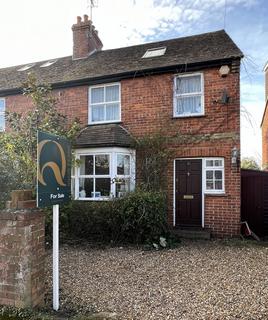 22 Copthorne Road, Leatherhead, KT22 7ED