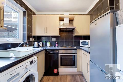 3 bedroom end of terrace house to rent, Clipper Close, Rotherhithe, London, SE16