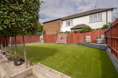 19 Crabtree Lane, Bookham, Leatherhead, KT23 4PG