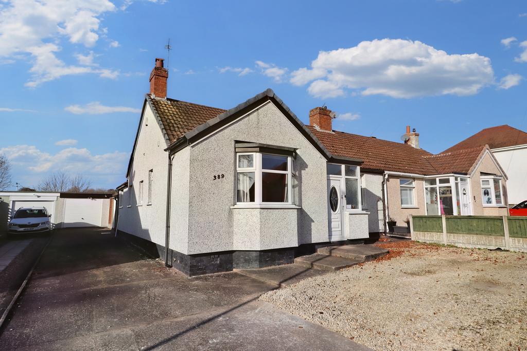 Huntington Terrace Road, Cannock... 3 bed semidetached bungalow £255,000