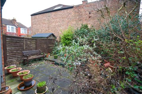 21 Kitchener Road, London, N2 8AS