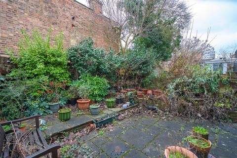 21 Kitchener Road, London, N2 8AS