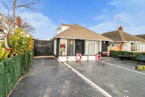 53 Ffordd Derwen, Rhyl, LL18 2LU