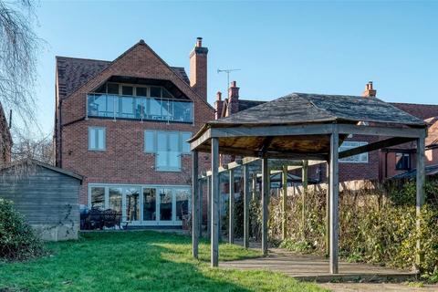 1247 Evesham Road, Astwood Bank, Redditch, B96 6BA