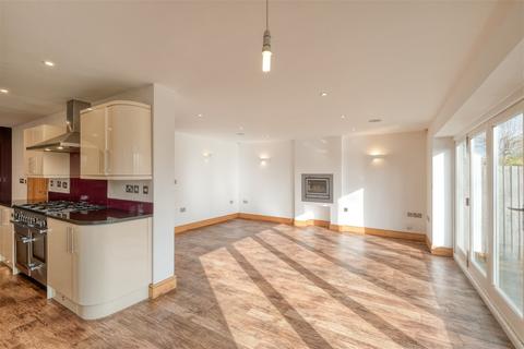 1247 Evesham Road, Astwood Bank, Redditch, B96 6BA