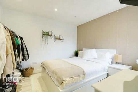 36 Bryant Link, Springfield, Chelmsford, CM2 6GZ