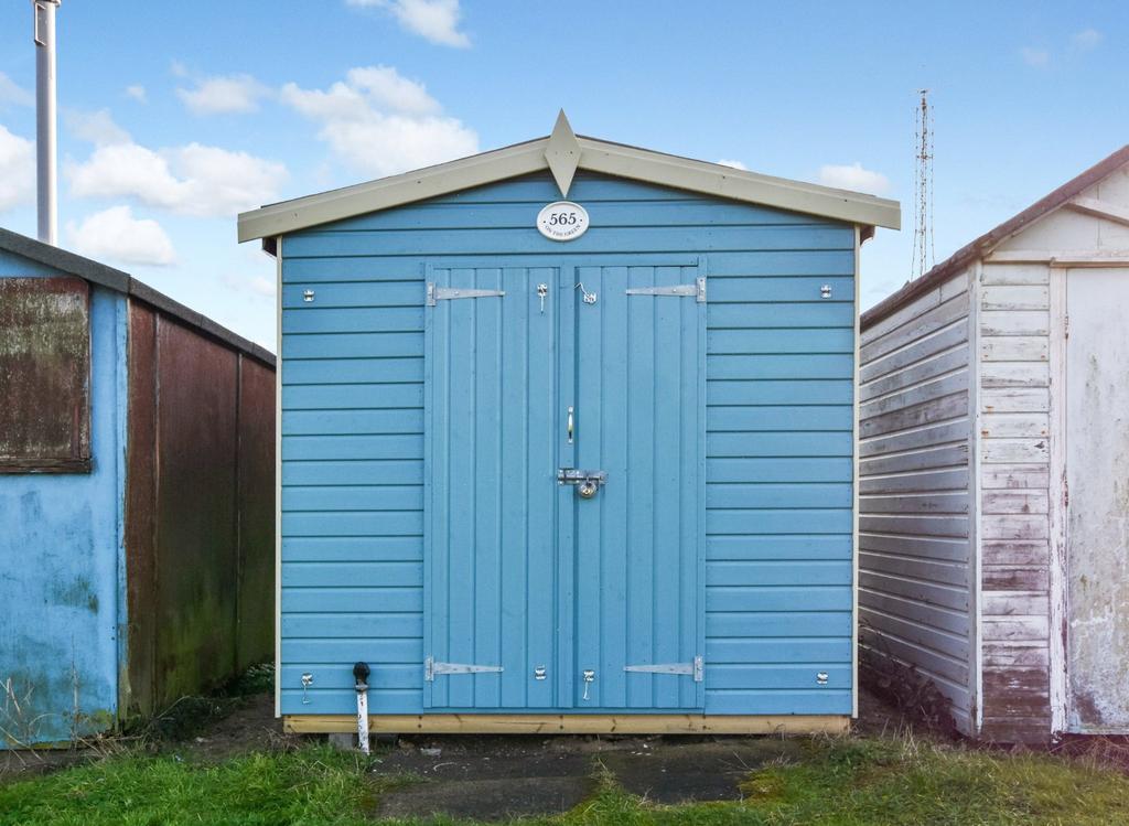 Beach Hut, Shoebury Common Road, Shoeburyness, Essex, SS3 Detached