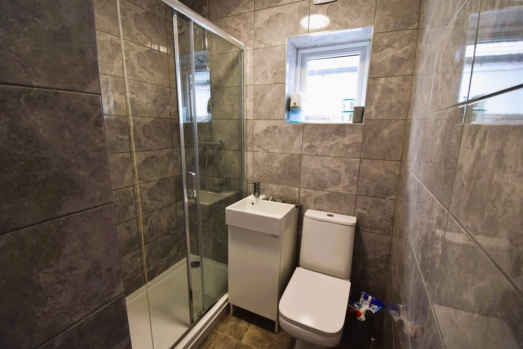 Bathroom 2