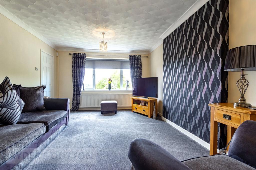 Hillside Avenue, Shaw, Oldham... 4 bed detached house £379,950