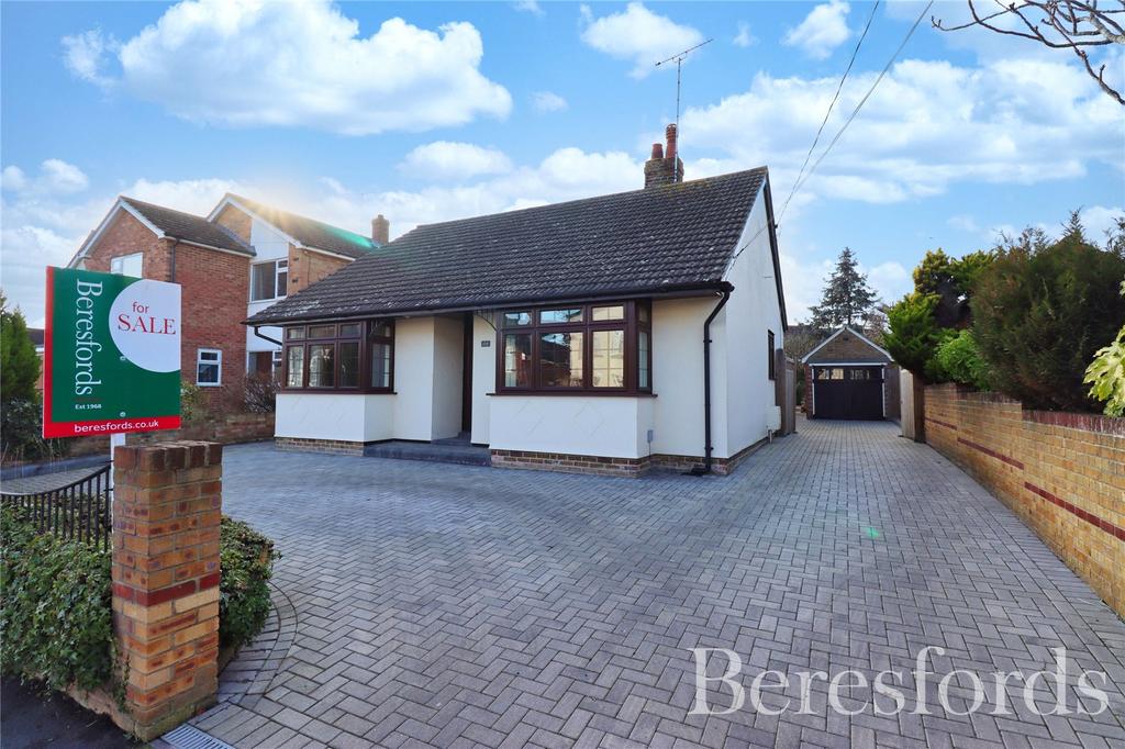 Fambridge Road, Maldon, CM9 4 bed bungalow for sale - £575,000