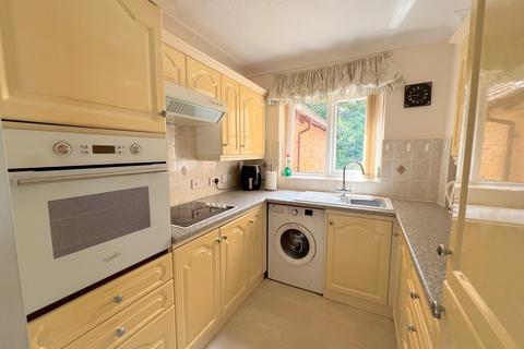 undefined, Barrs Avenue, New Milton, Hampshire. BH25 5GQ