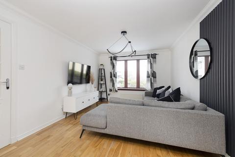 10 Roman Park, Dalkeith, EH22 2QX
