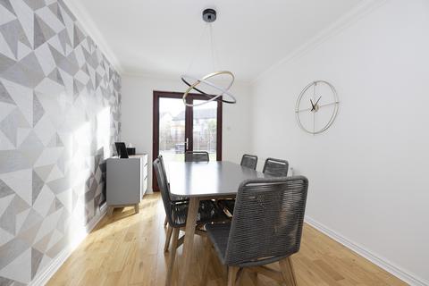 10 Roman Park, Dalkeith, EH22 2QX