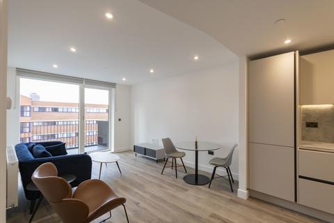 1 bedroom apartment to rent, The Colmore, Snow Hill Wharf, Shadwell Street, Birmingham, B4
