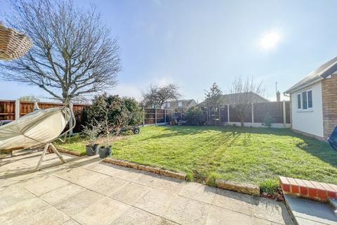 5 Cherry Close, Hockley, SS5 5BG
