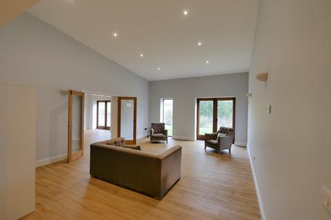 4 bedroom barn conversion to rent, Marsden Estate, Marsden, Rendcomb