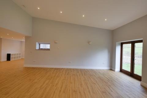 4 bedroom barn conversion to rent, Marsden Estate, Marsden, Rendcomb