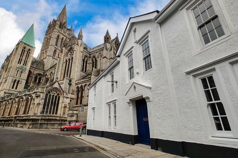 4 bedroom flat share to rent, Truro