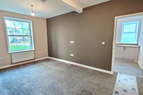 4 bedroom flat share to rent, Truro