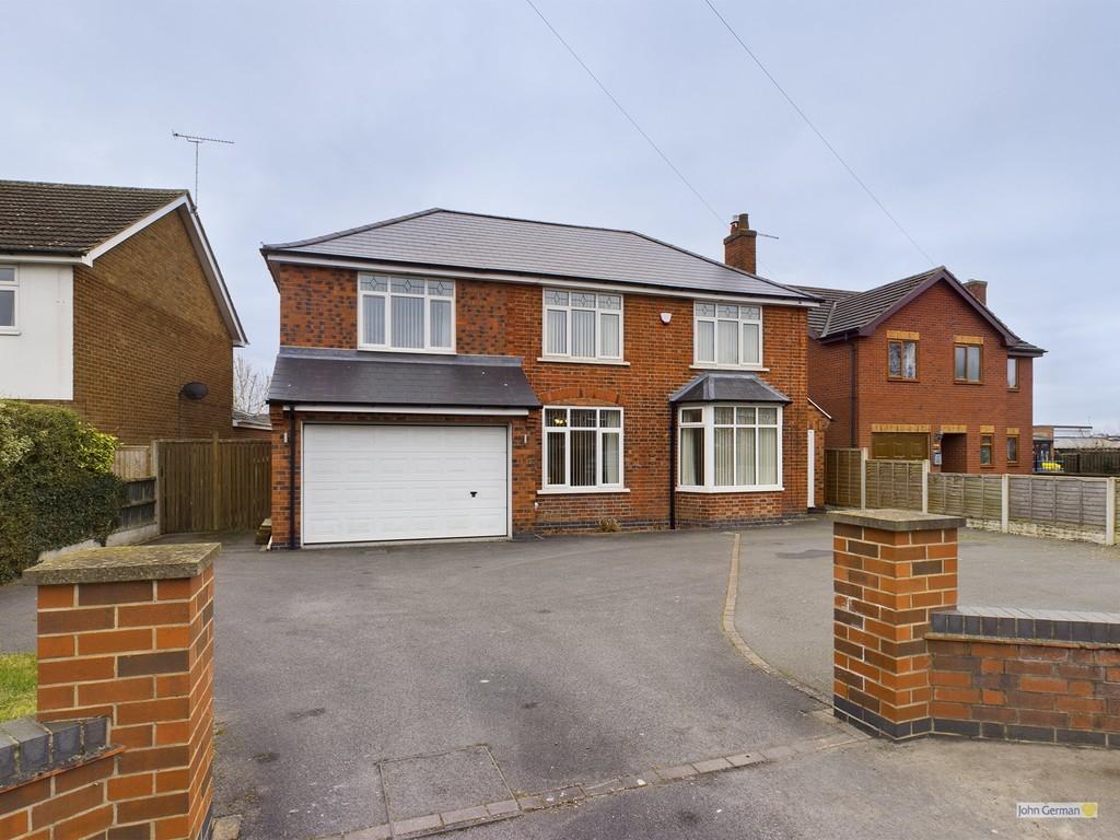 Church Road, Stretton 4 bed detached house for sale £400,000