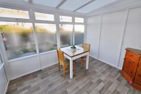 58 Broomfield, Benfleet, SS7 2SW