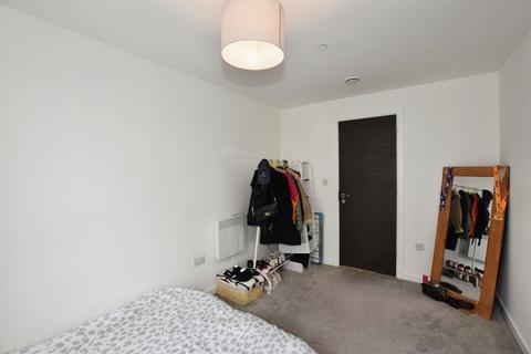 2 bedroom flat to rent, Downtown, 9 Woden Street, Salford, M5