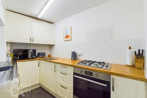 4 bedroom end of terrace house for sale, Mill Hill Road (Golden Triangle), Norwich