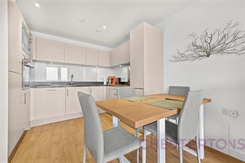 2 bedroom flat to rent, Moro Apartments, 22 New Festival Avenue, London