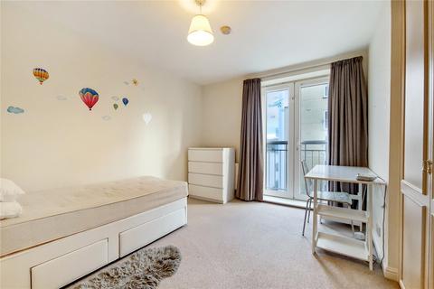 2 bedroom flat to rent, Millennium Drive, Isle of Dogs, London