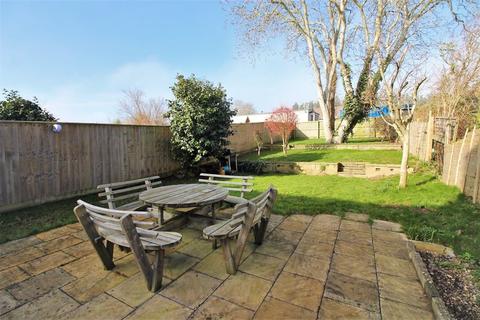 Silverbanks Lambrook Road, Shepton Beauchamp, Ilminster, TA19 0LZ