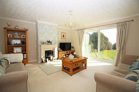 Silverbanks Lambrook Road, Shepton Beauchamp, Ilminster, TA19 0LZ