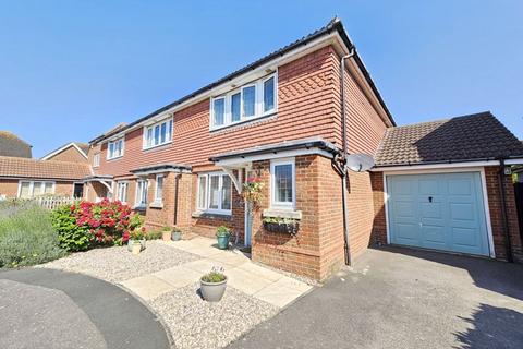 3 bedroom house for sale, Langton Close, Lee on the Solent, PO13