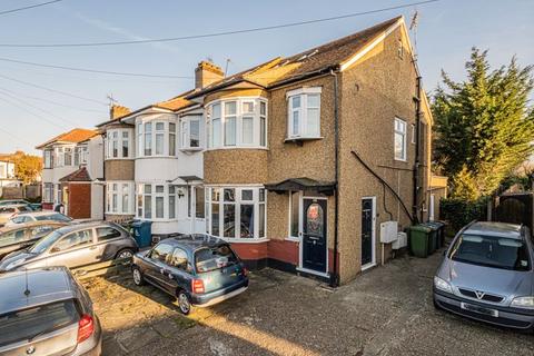 45a Grosvenor Avenue, Harrow, HA2 7AS