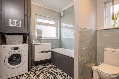 45a Grosvenor Avenue, Harrow, HA2 7AS