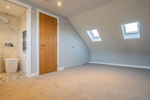 45a Grosvenor Avenue, Harrow, HA2 7AS