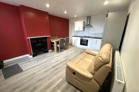 1 bedroom apartment to rent, Pendlebury Road, Manchester