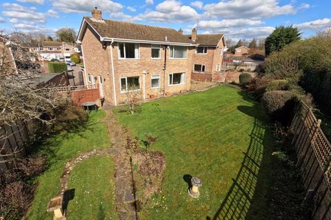 6 Aycote Close, Gloucester, GL4 6QL