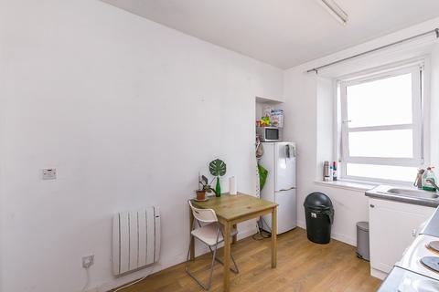 67/11 Bonnington Road, Edinburgh, EH6 5JQ