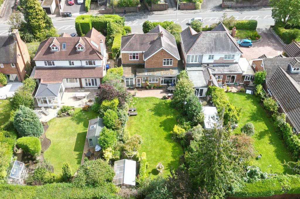 Ham Lane, Pedmore, Stourbridge, DY9 3 bed detached house for sale £
