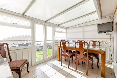 7 Birkdale Drive, Folkestone, CT19 5LP