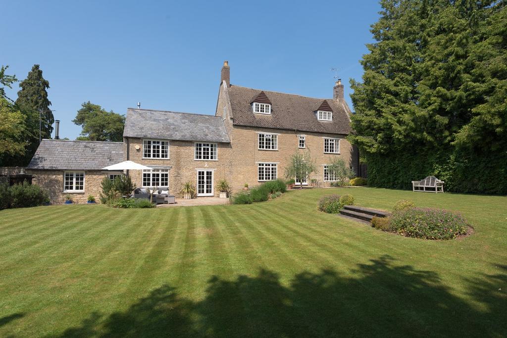 Wheatsheaf Lane, Hinwick, Bedfordshire, NN29 6 bed country house for