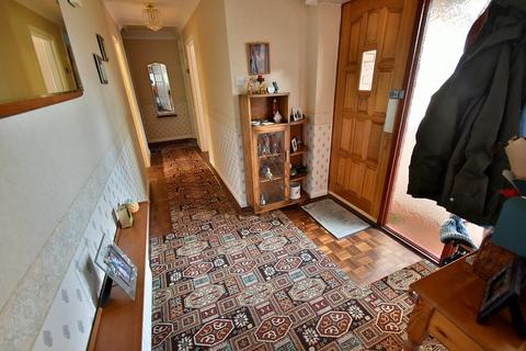 25a Albert Road, Ferndown, BH22 9HD