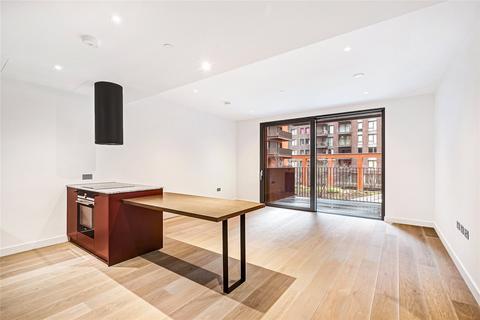 2 bedroom apartment to rent, Viaduct Gardens, London, SW11