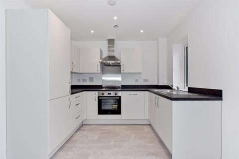 2 bedroom apartment to rent, Cornwall Gardens, Taplow, Maidenhead, Berkshire, SL6