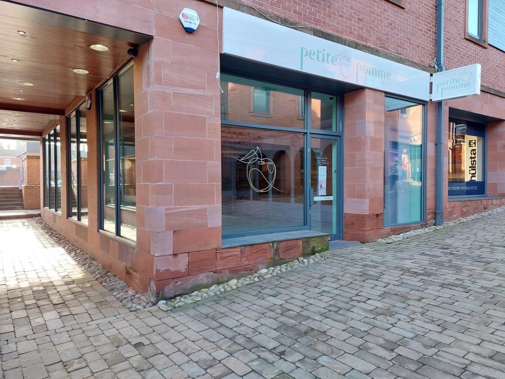 7B Regent Street, Knutsford, Cheshire, WA16 6GR Retail property (high