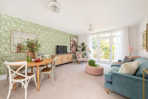 1 bedroom apartment for sale - The Cloisters, High Street, Great Missenden, Buckinghamshire, HP16