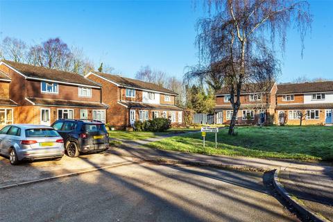 32 Chester Close, Dorking, RH4 1PP