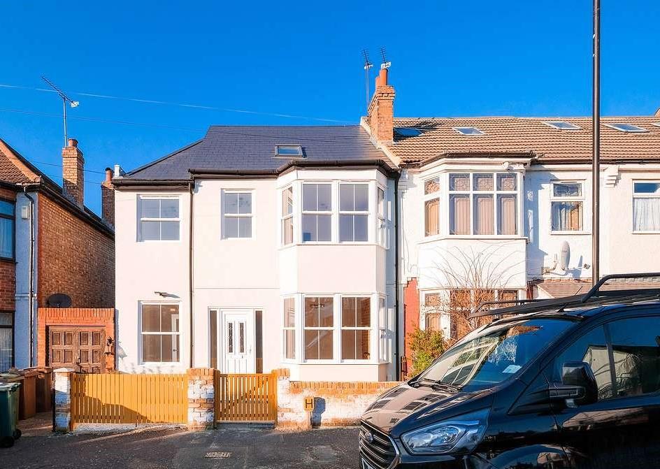 Pentire Road, Upper Walthamstow, E17 4 bed end of terrace house £800,000