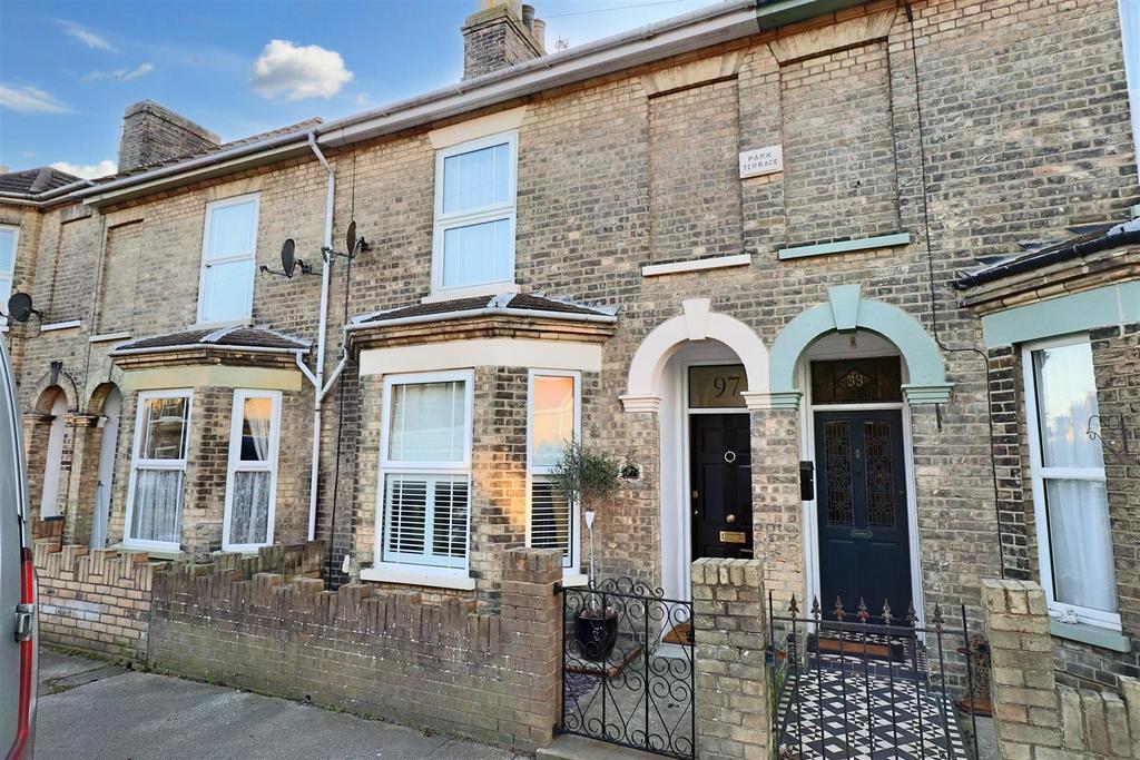 Park Road, Lowestoft 3 bed terraced house £255,000